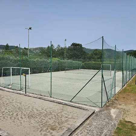 Agrituriamo Ca Serrantonio - Ferri Verdi *